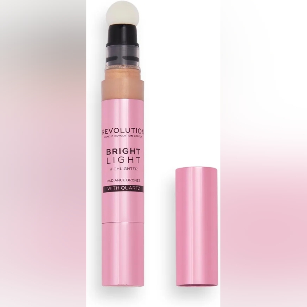 Revolution Bright Light Highlighter - Radiant Bronze